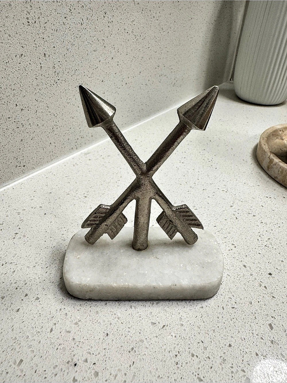 Decorative Arrow Ring Holder